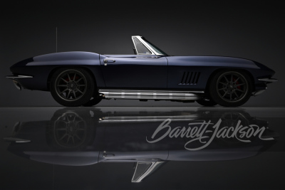 1967 CHEVROLET CORVETTE CUSTOM CONVERTIBLE - 11