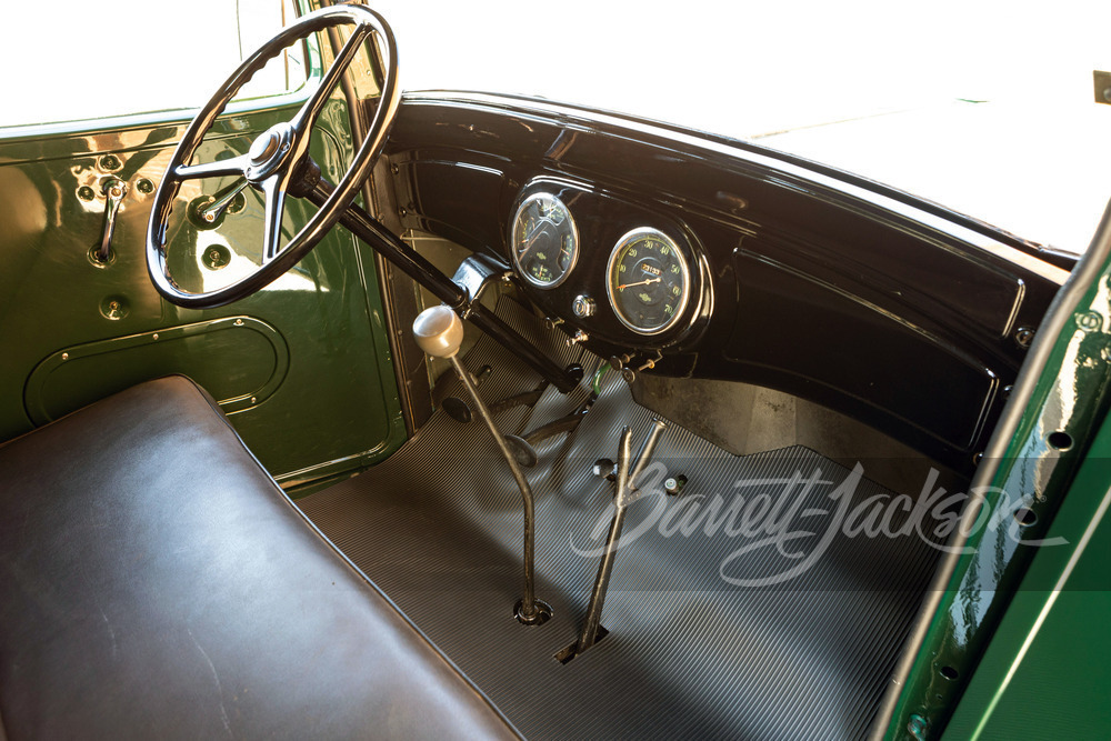 専用出品 Lot 1499 1936 INTERNATIONAL C1 CANOPY EXPRESS | Barrett-Jackson