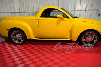 2004 CHEVROLET SSR PICKUP - 11