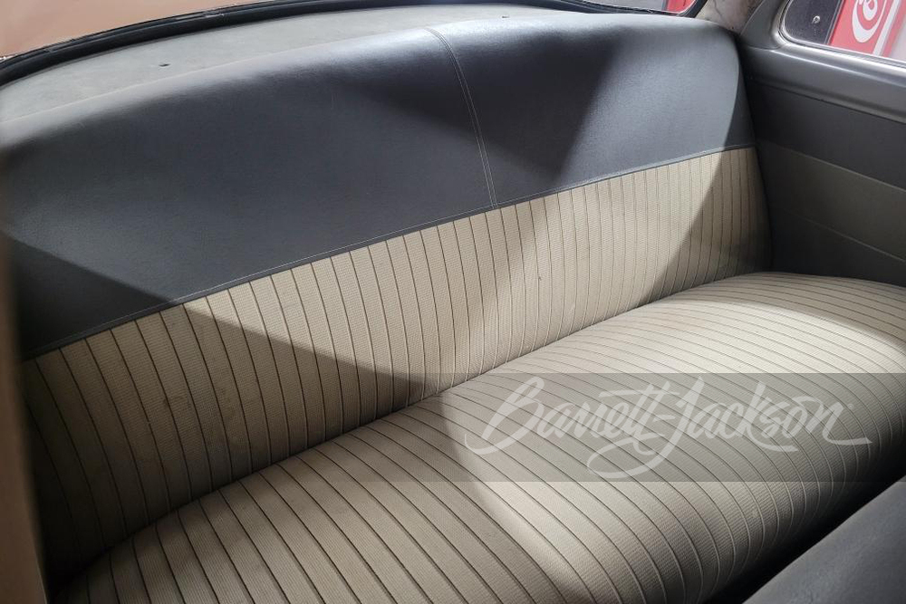 ⬛'32フォード　未開封&ルース　まとめて Lot 333 1952 FORD MAINLINE | Barrett-Jackson