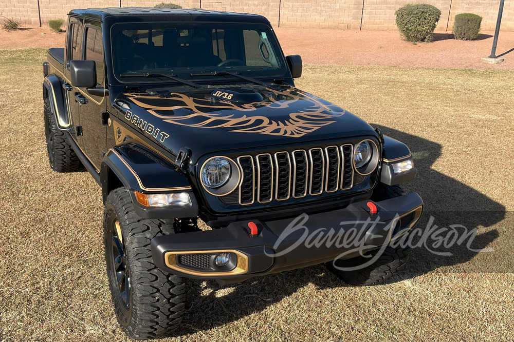 Lot 693.1 2024 JEEP GLADIATOR CUSTOM PICKUP | Barrett-Jackson