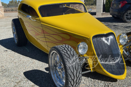 1933 FORD CUSTOM COUPE