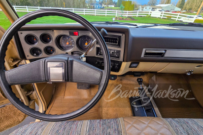 1986 CHEVROLET SUBURBAN - 12