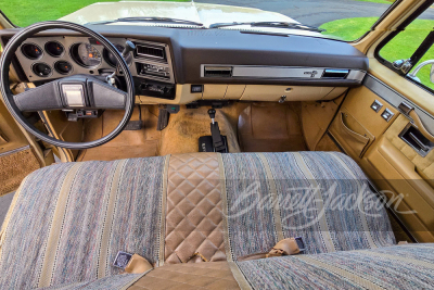 1986 CHEVROLET SUBURBAN - 13