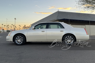 2009 CADILLAC DTS - 4