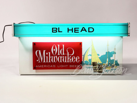 LATE 1960S OLD MILWAUKEE BEER LIGHT-UP SIGN