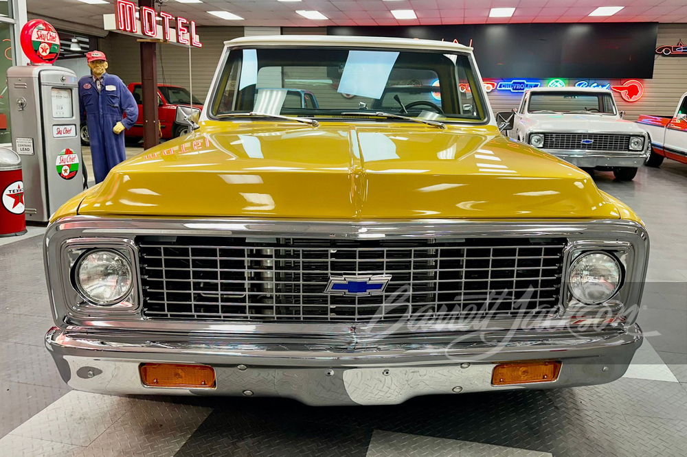 Lot 361.1 1971 CHEVROLET C10 CUSTOM PICKUP | Barrett-Jackson