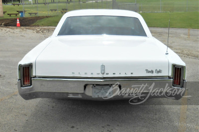 1965 OLDSMOBILE 98 4-DOOR SEDAN - 7