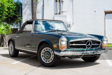 1967 MERCEDES-BENZ 230SL ROADSTER