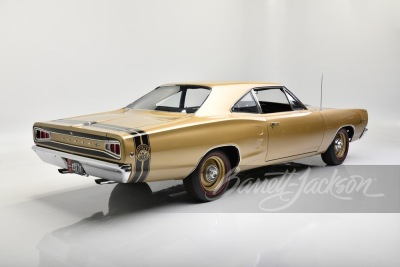 1968 DODGE HEMI CORONET SUPER BEE - 2