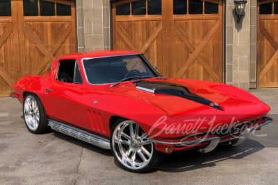 1965 CHEVROLET CORVETTE CUSTOM COUPE - 12