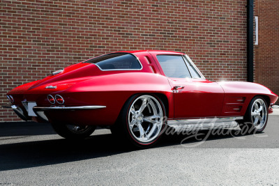 1963 CHEVROLET CORVETTE SPLIT-WINDOW CUSTOM COUPE - 2