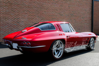 1963 CHEVROLET CORVETTE SPLIT-WINDOW CUSTOM COUPE - 19