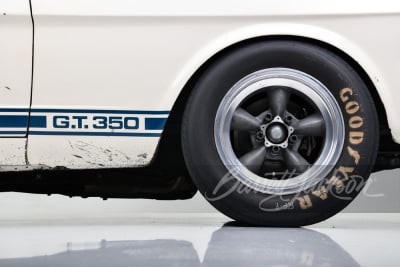 1966 SHELBY GT350 - STIRLING MOSS RACE CAR - 33