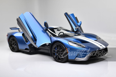 2019 FORD GT - 32