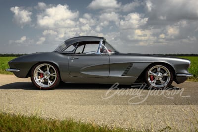 1962 CHEVROLET CORVETTE CUSTOM CONVERTIBLE - 5