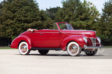 1940 FORD DELUXE CONVERTIBLE