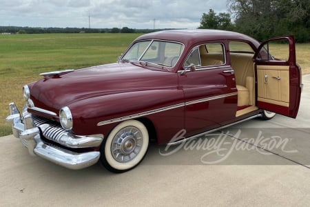 1951 MERCURY 8-PASSENGER CUSTOM SEDAN