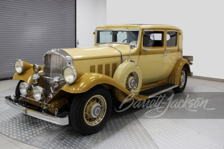 1932 PIERCE-ARROW CLUB SEDAN