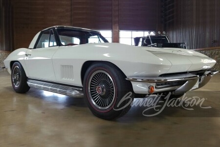 ALAN JACKSON'S 1967 CHEVROLET CORVETTE CONVERTIBLE